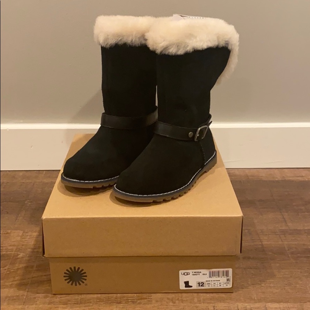 Ugg Nessa Boots